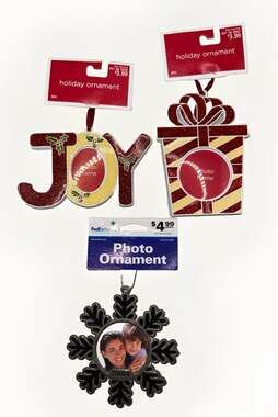 Lot of 3 Mini Photo Metal Frame Ornaments Gift Box Joy Snowflake 2004 Red/white